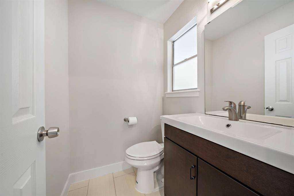 Half Bath right off of kitchen