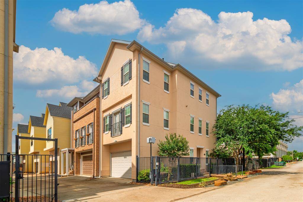 Side view of Allen St. in the quiet gated community.