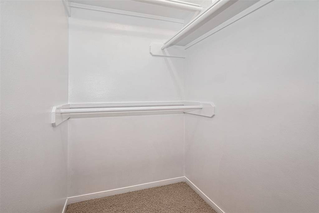 walk in closet