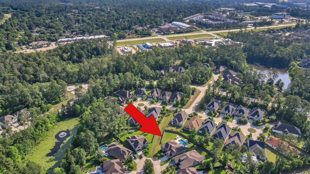 Location!  Location!  Location!  Peek the pond in the bottom right and top right corners.  located LESS THAN 1,000ft from the nearest park, pond, and entry to the community nature trails.