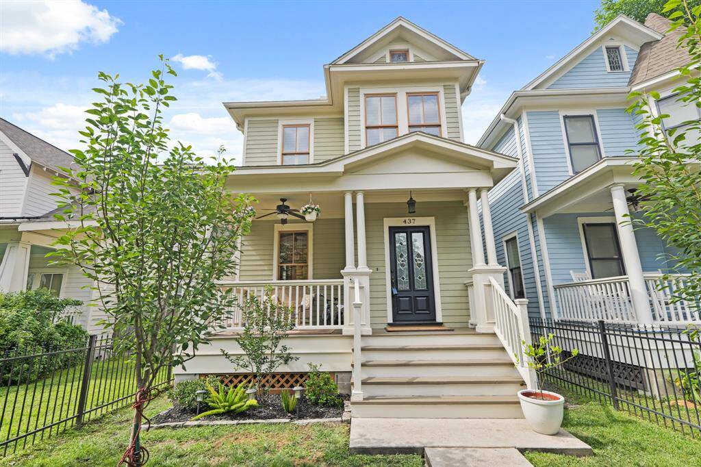 Welcome home to 437 W 27th Street!