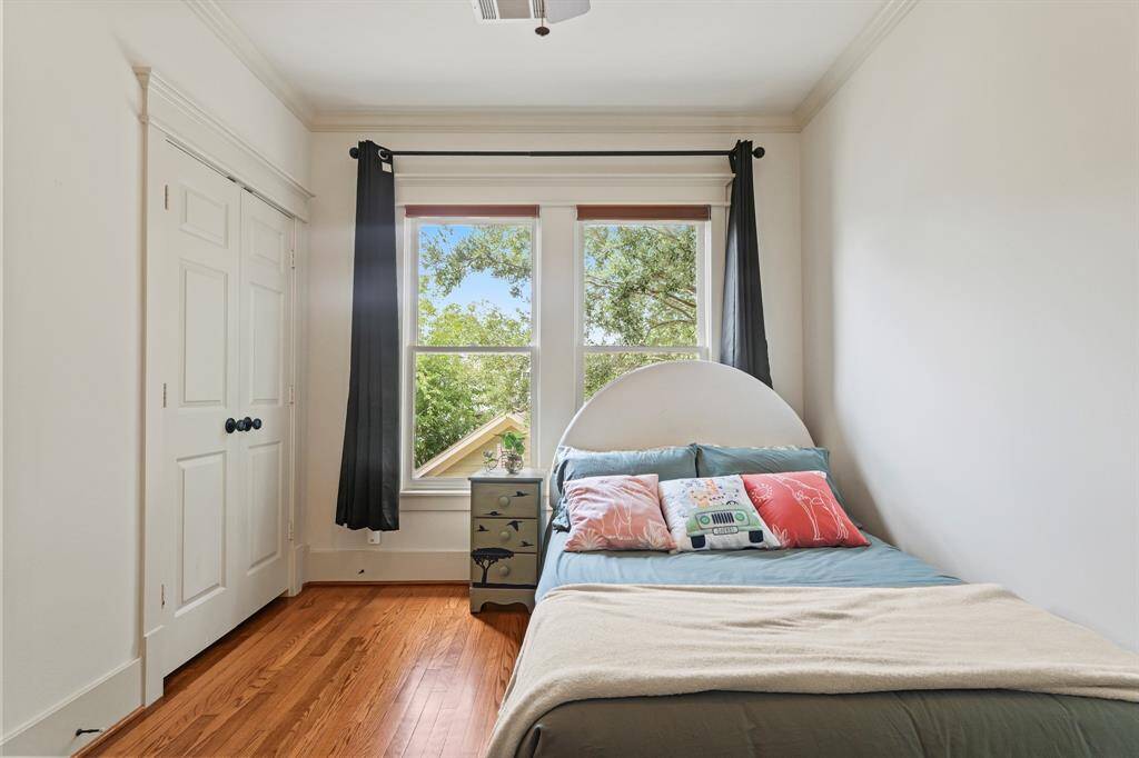 large windows allowing for plenty of natural light, offering a bright and airy atmosphere
