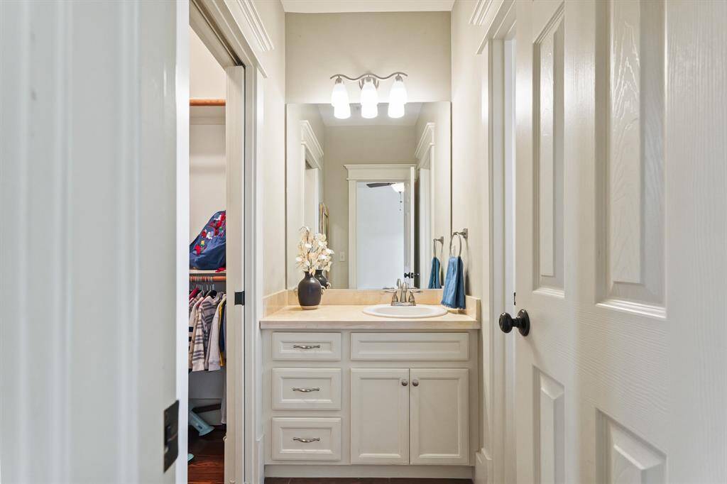 Stylish vanity