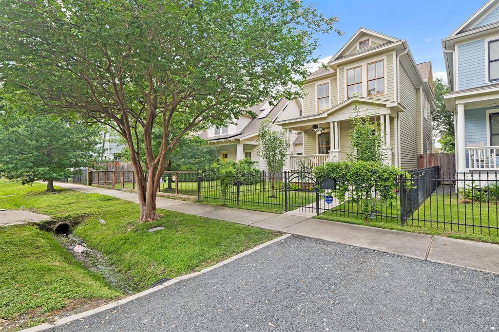 Charming Victorian home with classic curb appeal