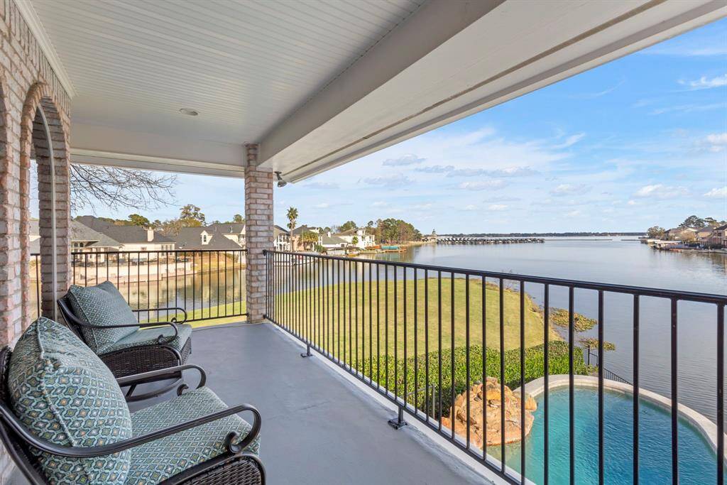 Imagine sipping coffee on your private balcony, overlooking the sparkling pool and pristine waters. This dreamy setting is perfect for those seeking a blend of tranquility and adventure right at home.