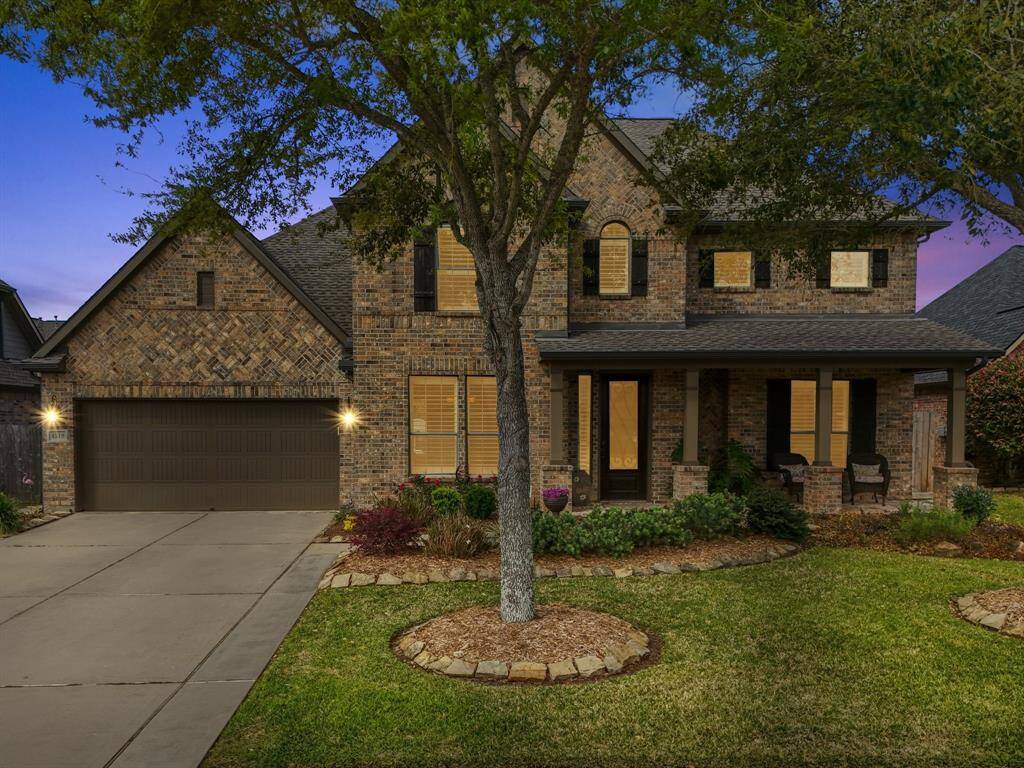 4 bedroom, 3.5 bath, 3 car garage