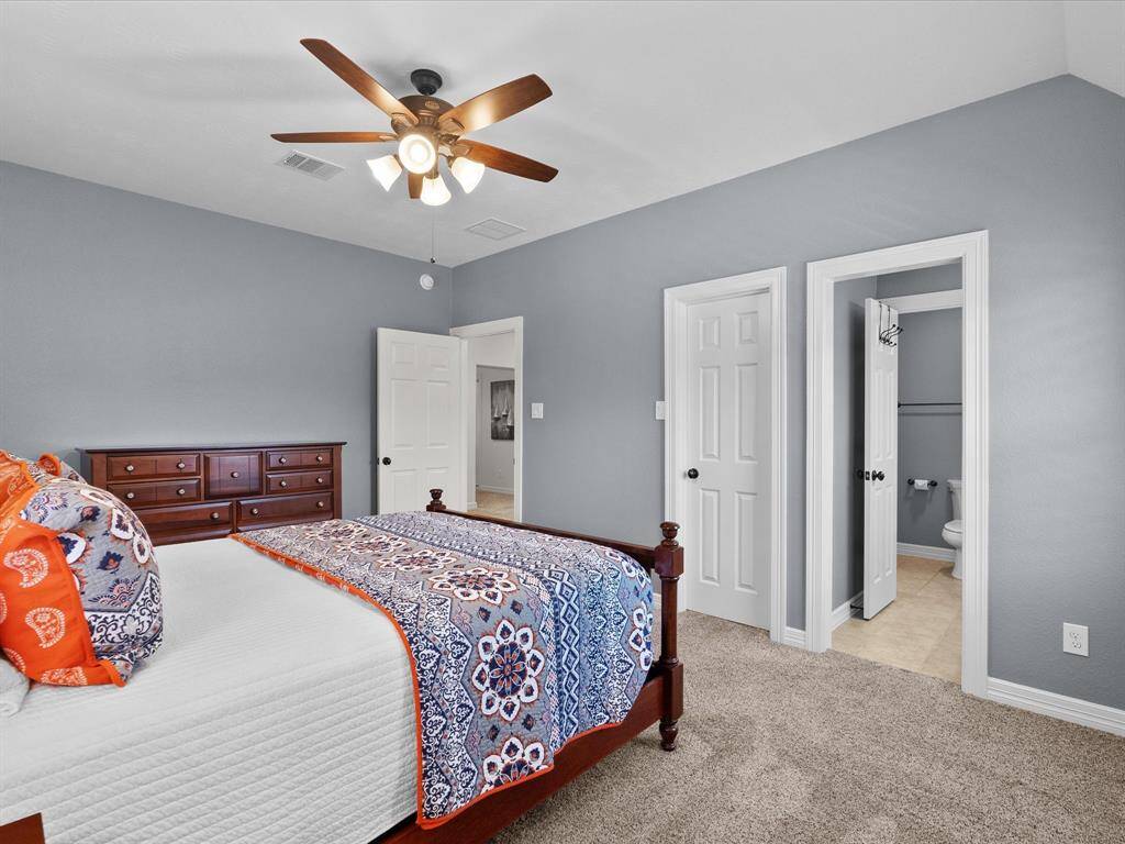 Bedroom 2 - upstairs - connects to a Jack & Jill bathroom