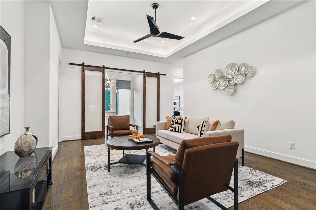 With spacious proportions and an open layout, it effortlessly complements the home’s contemporary flow while offering a dedicated space for fun and connection.