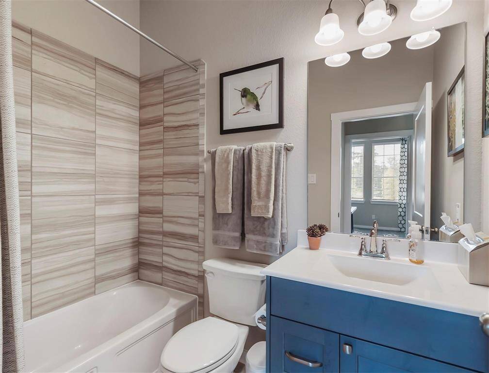 Photos are REPRESENTATIVE of home and are NOT of the actual property. Selections and finishes will vary.