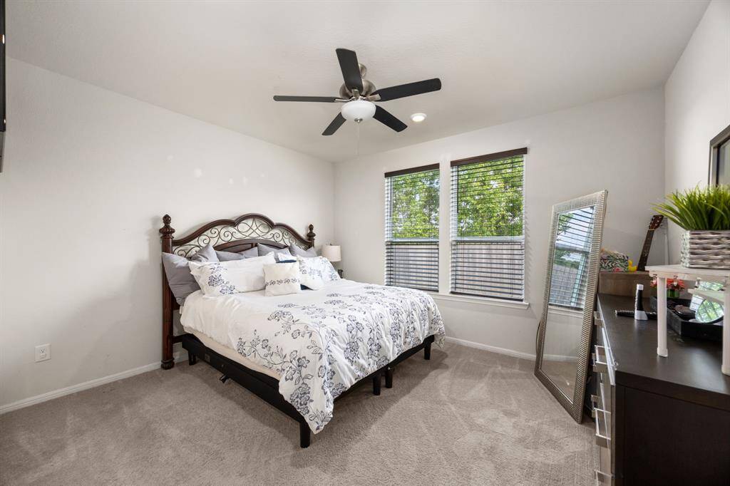 AI Decluttered Primary Bedroom