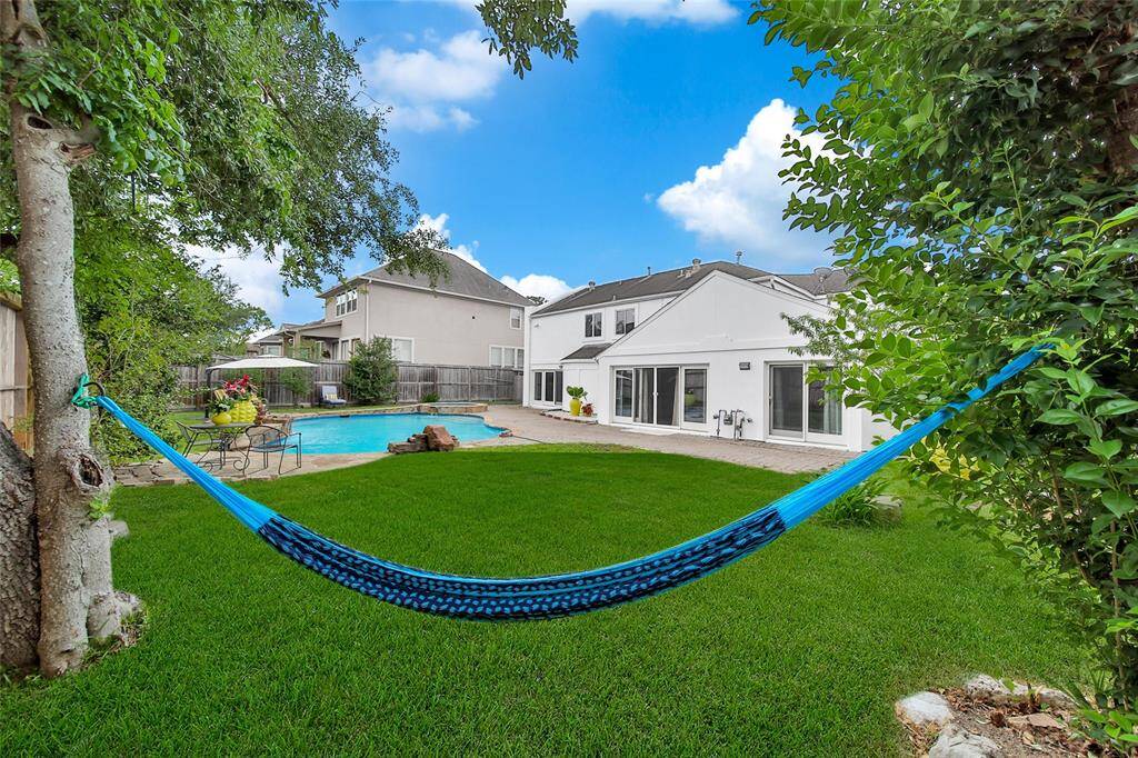 Large Backyard with plenty of space for those cookouts and entertainment.