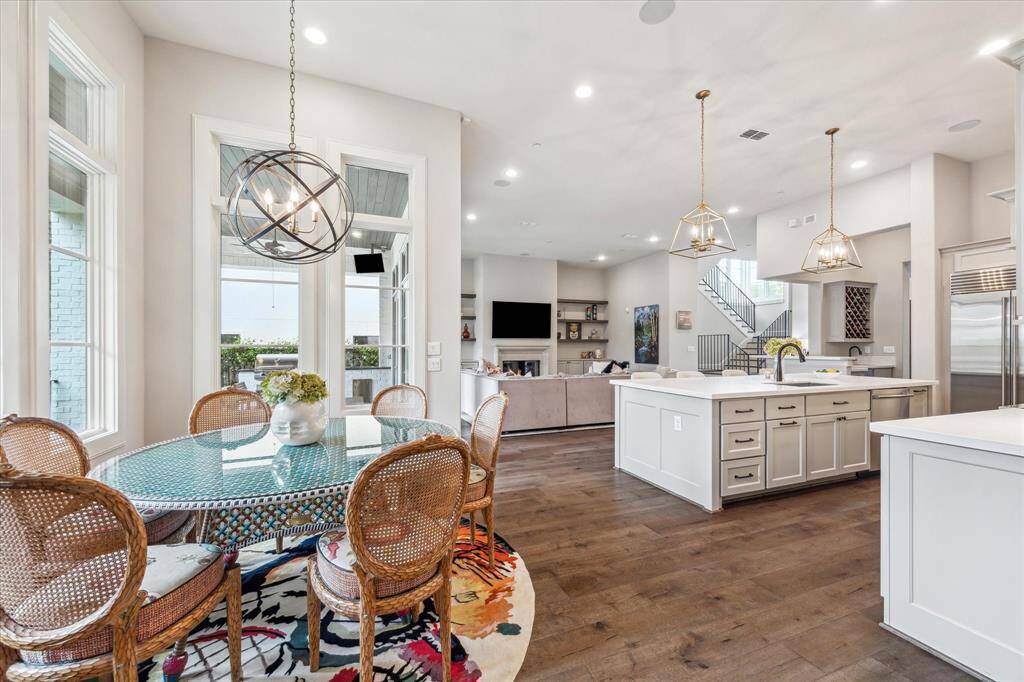 Additional view looking into kitchen and family room