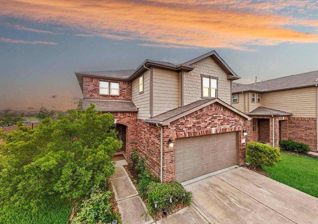 Welcome to the beautiful 5003 Chevalier St.
