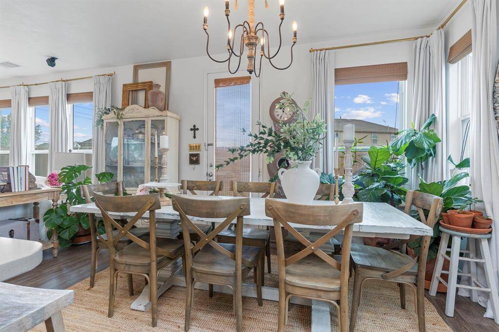 Dining Area open to the kitchen