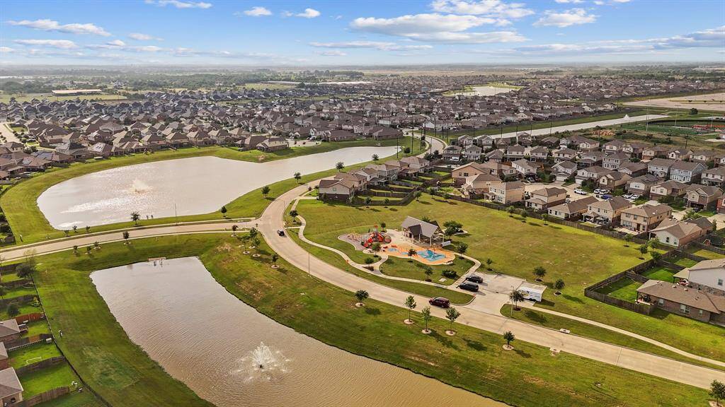 Areal view of Katy Manor
