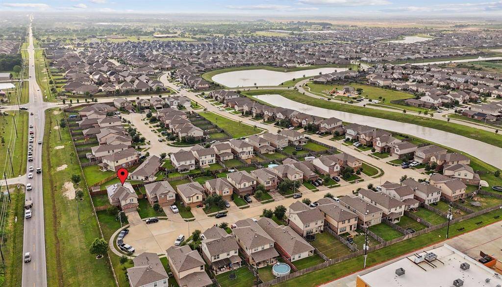 Areal view of Katy Manor