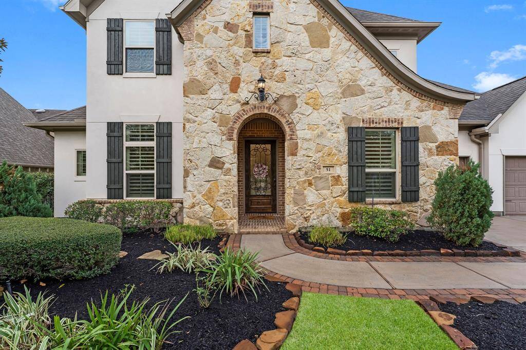 Great curb appeal