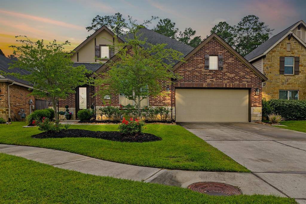 514 Pearl View