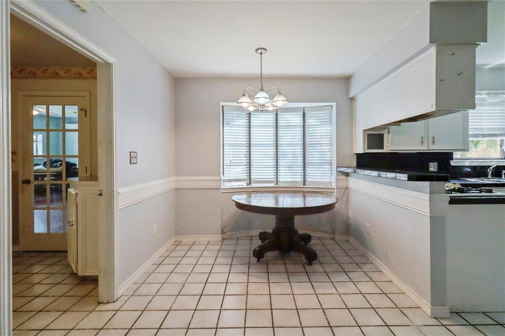 Breakfast area
