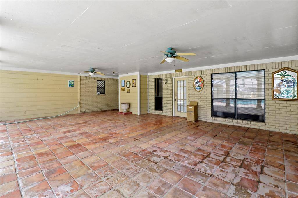 Huge covered patio
