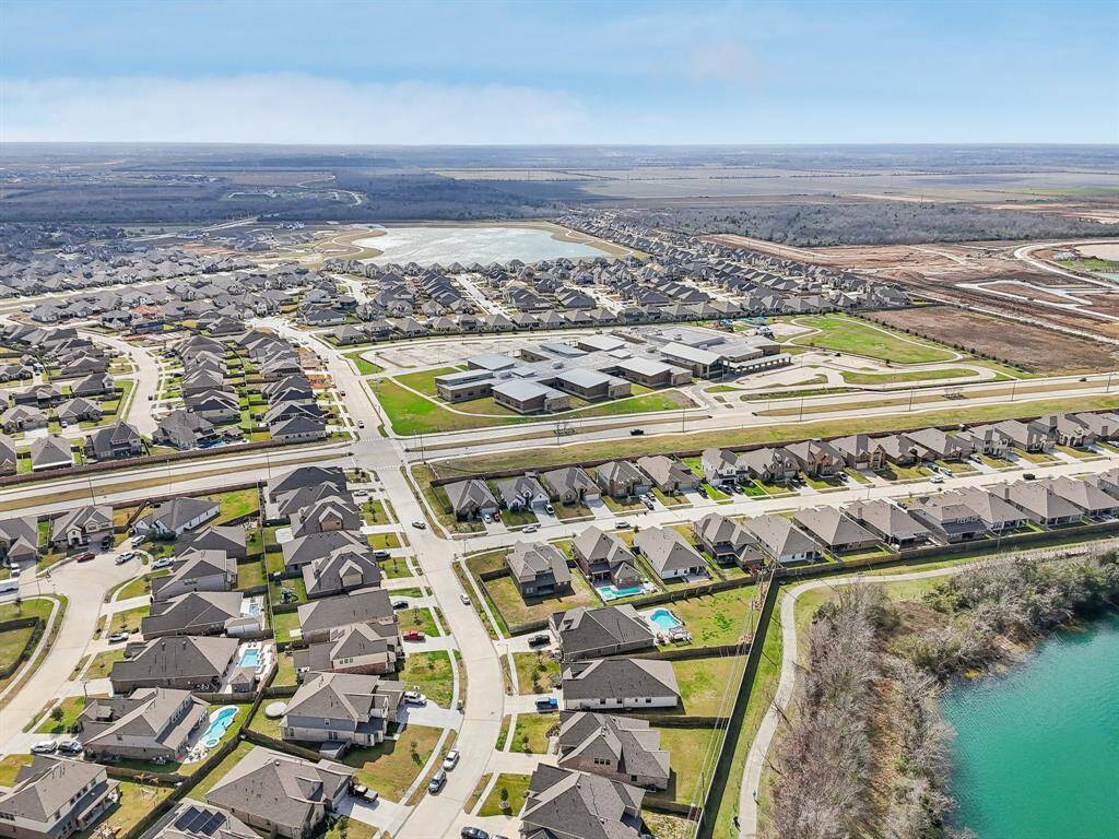 The home is walking distance from Florence Campbell Elementary and Lifepoint Church