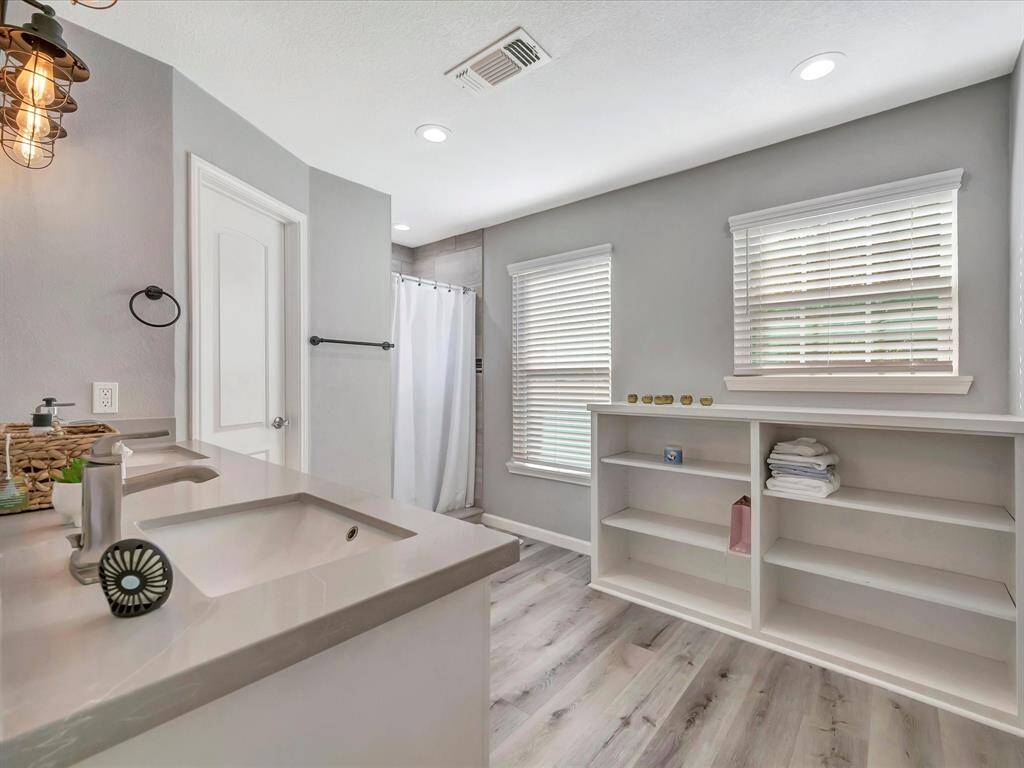 Guest bathroom
