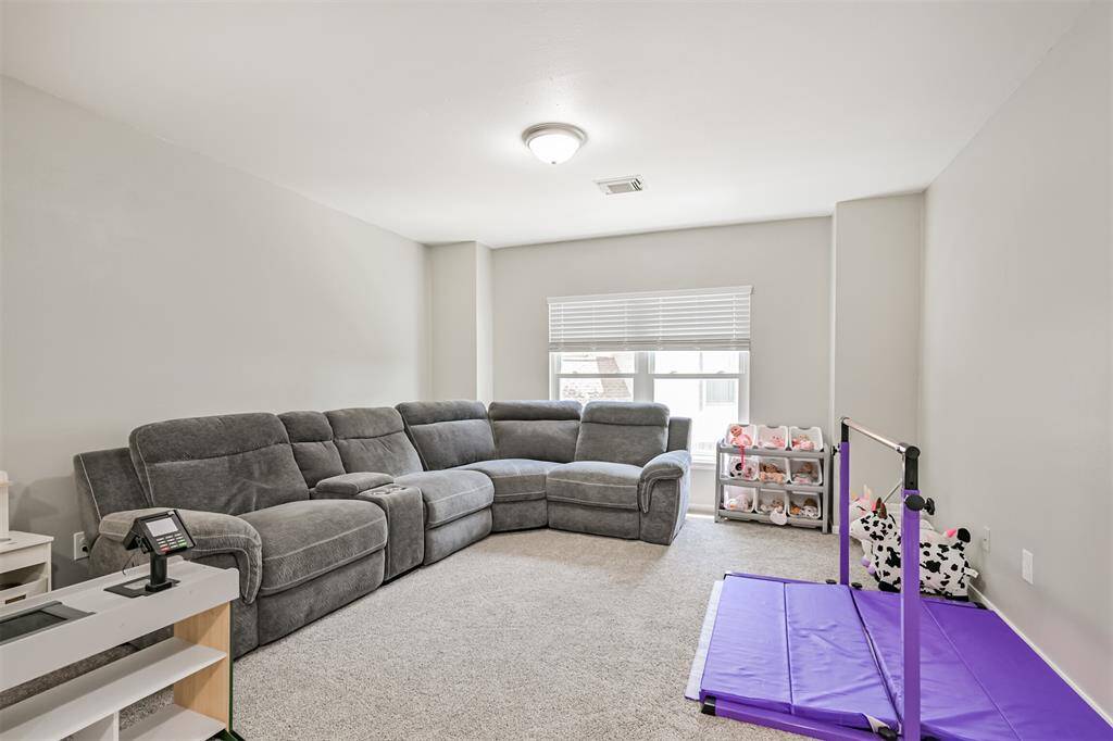 Could use this space as additional living area