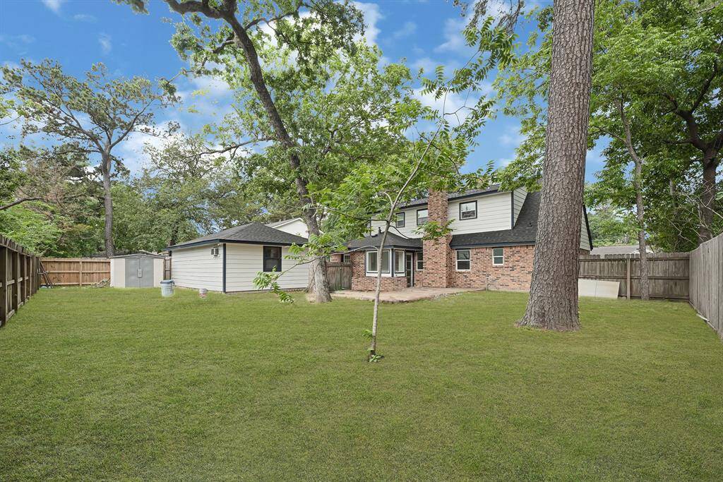 Oversized backyard!