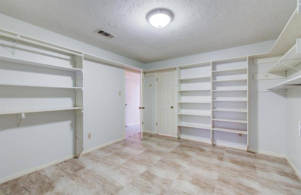 Craft Room/Office/ Nursery