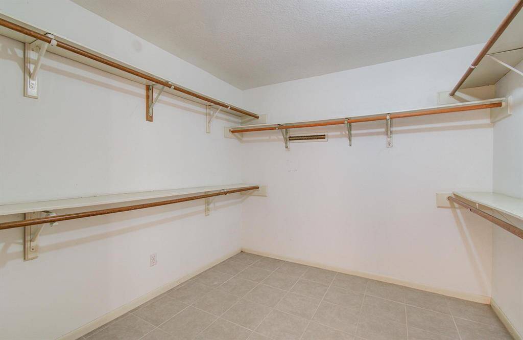 Plenty of closet Space