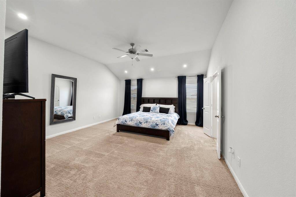 Master bedroom is very spacious... you have to see this large primary suite in person... its Texas sized.