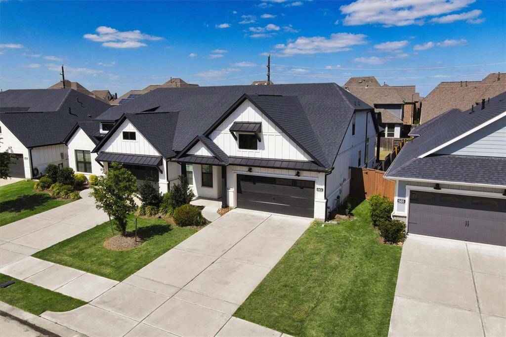 Welcome to this stunning two-story townhome in Elyson.