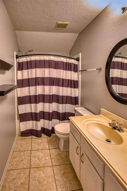 Upstairs Bathroom