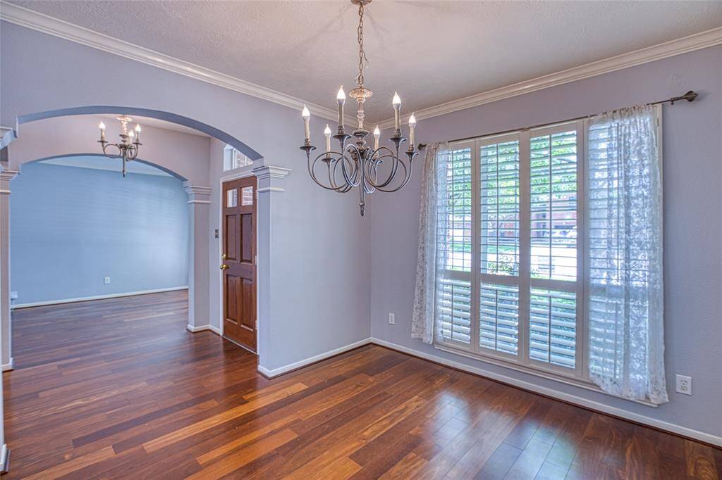 Dining Room with Plantation Shutters