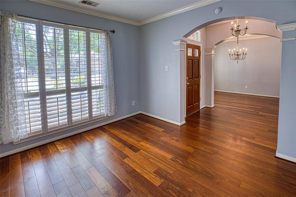 Study/Office with Plantation Shutters