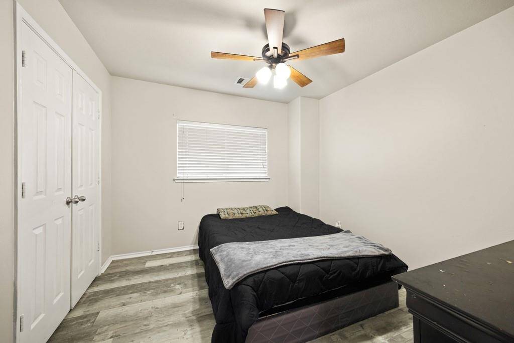 Secondary bedroom upstairs.