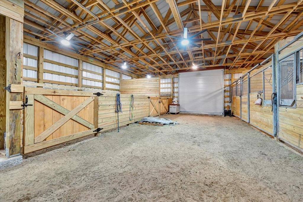 Heavy duty construction from the beams to the stalls and doors.