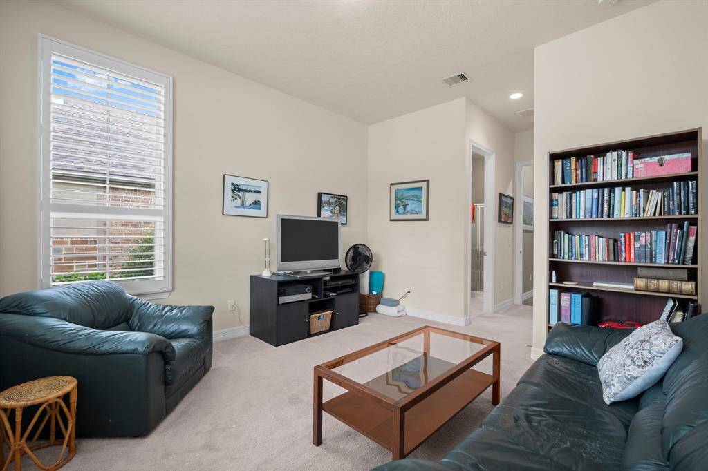 Another view of this secondary bedroom.