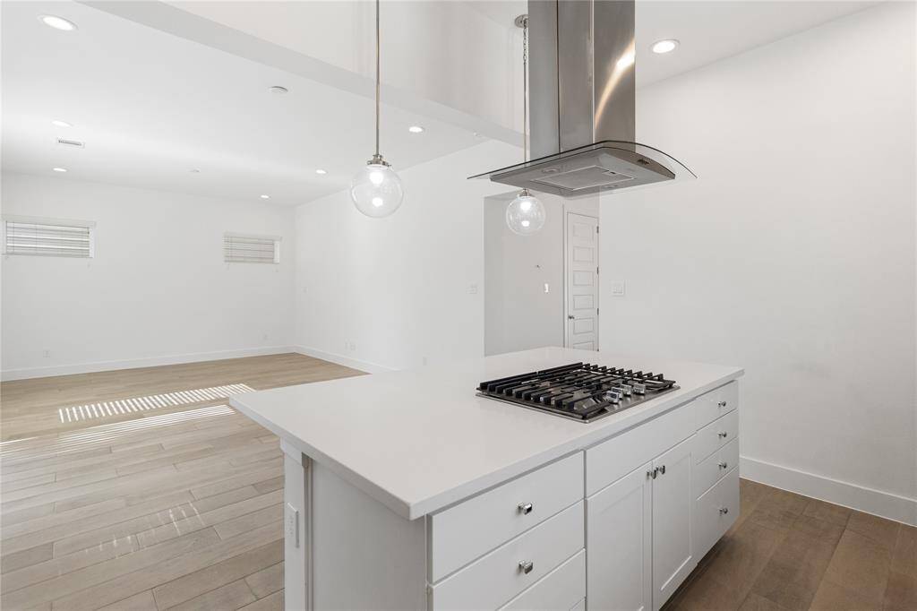 Additional kitchen cabinets for all your cookware.