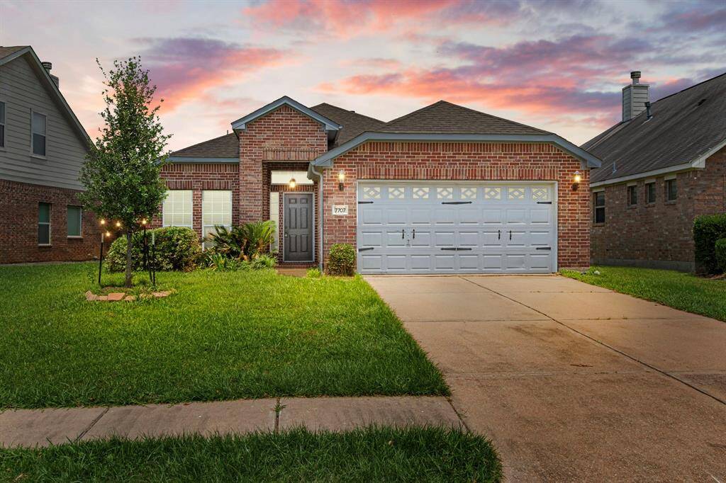 7707 Butler Lakes Ct. boasts exapansive outdoor space, 3 bedrooms and a dedicated home office/study/den.