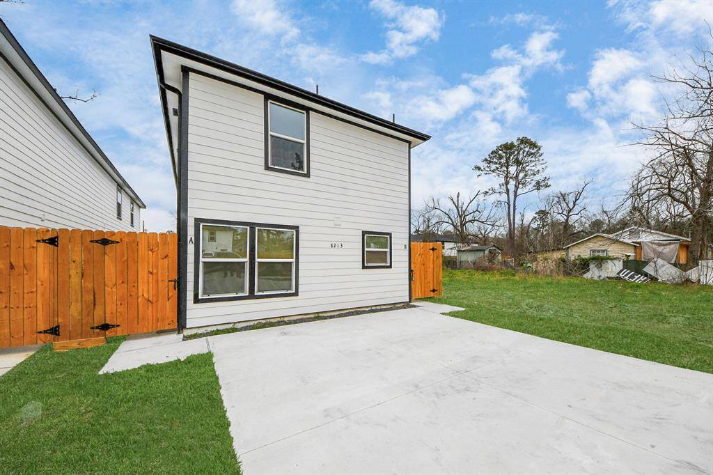 This duplex has large windows for plenty of natural light.