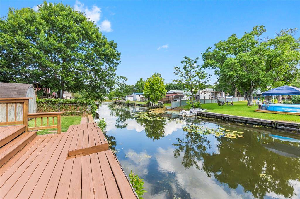 BEAUTIFUL DECK