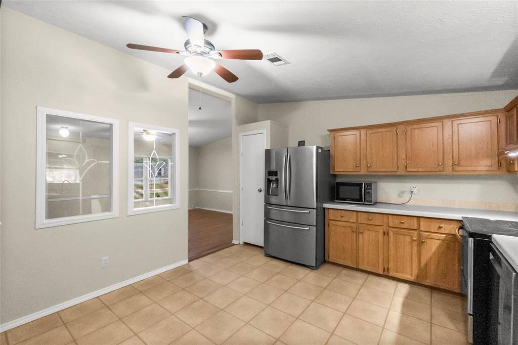NEW STAINLESS-STEEL REFRIGERATOR
