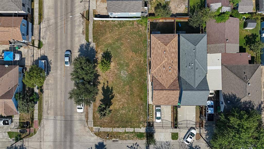 It’s an incredible opportunity for anyone ready to build and settle in a prime, growing area of Houston.