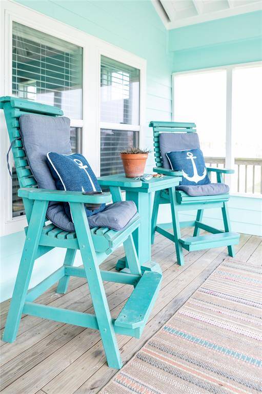 Schedule a showing today so you can see why this house is exactly what you've been looking for!