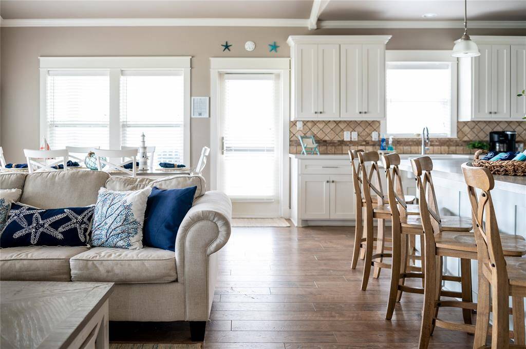 The stunning natural light will take your breath away!