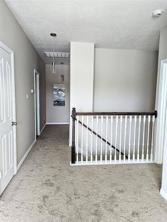 Hall to bedrooms.