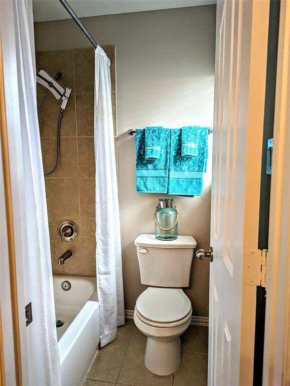 Secondary bathroom