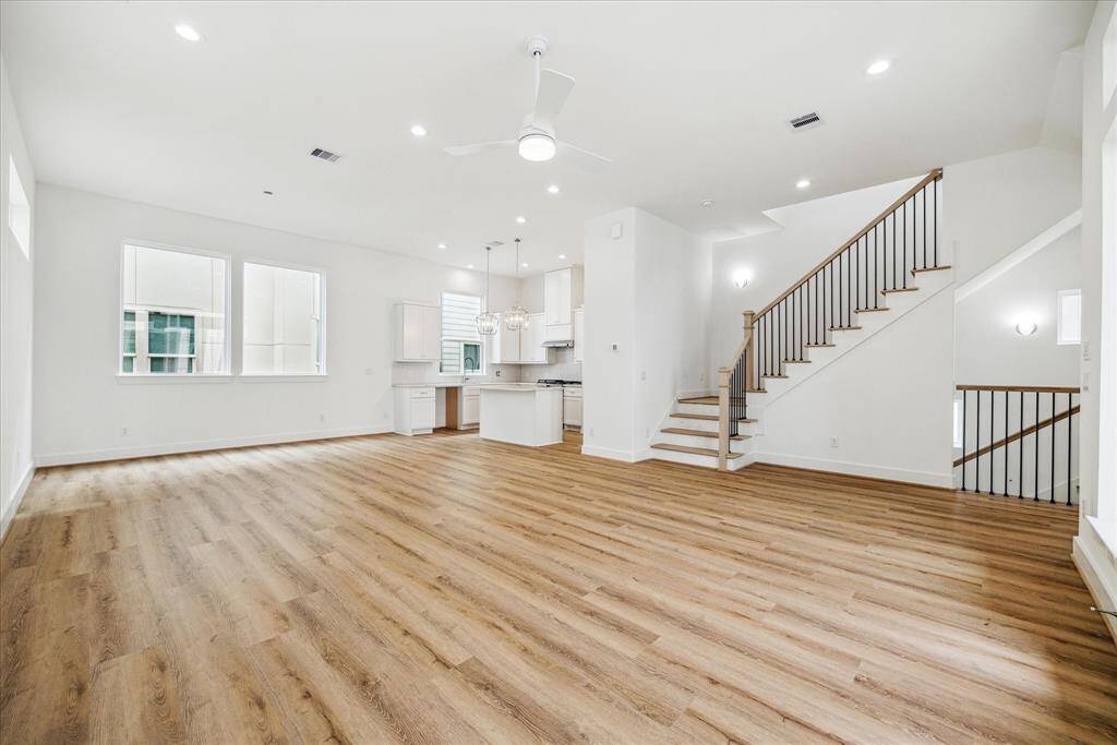 Extremely Spacious for you to design your living space as you wish!