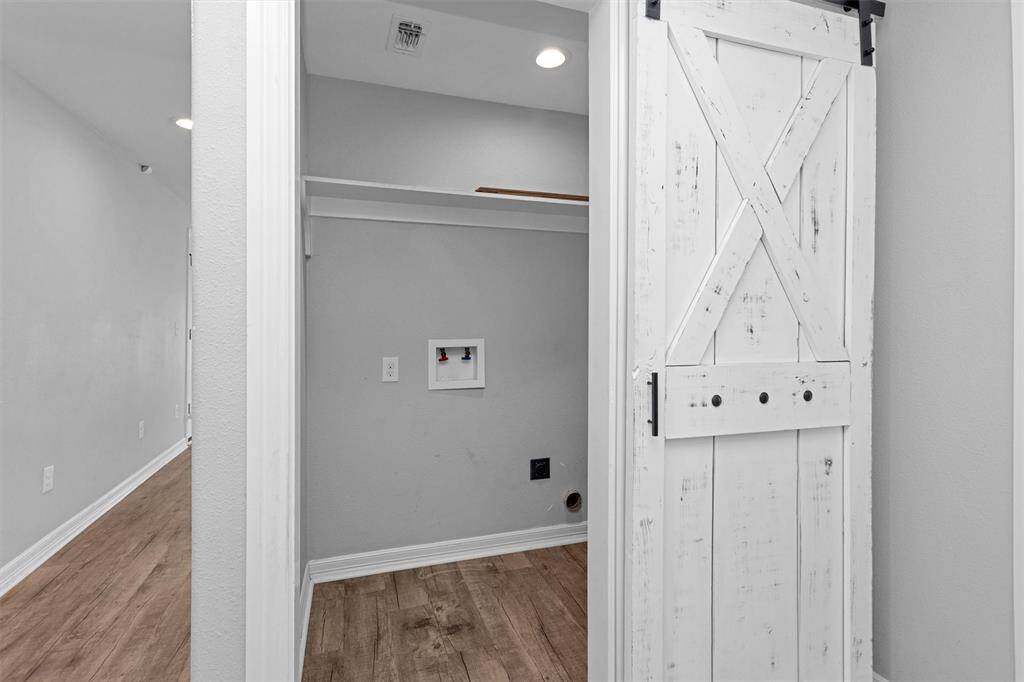Entry to the utility room